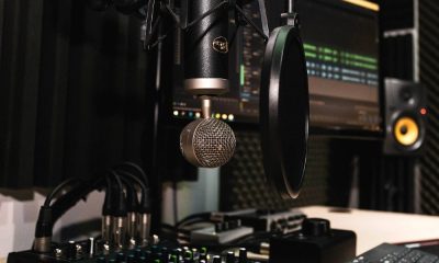 podcast transcribe by AI