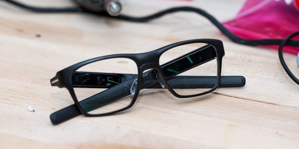 intel smart glasses